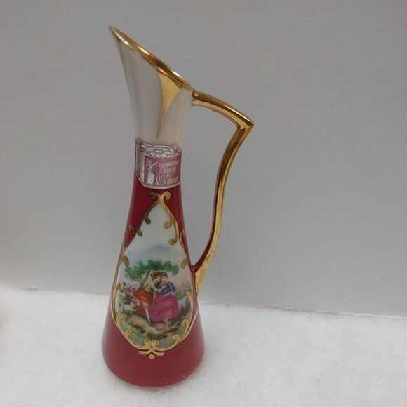 Vintage Limoges Porcelain Vases Burgundy Circa 1970's La Reine Hand Painted gift - Picture 1 of 9